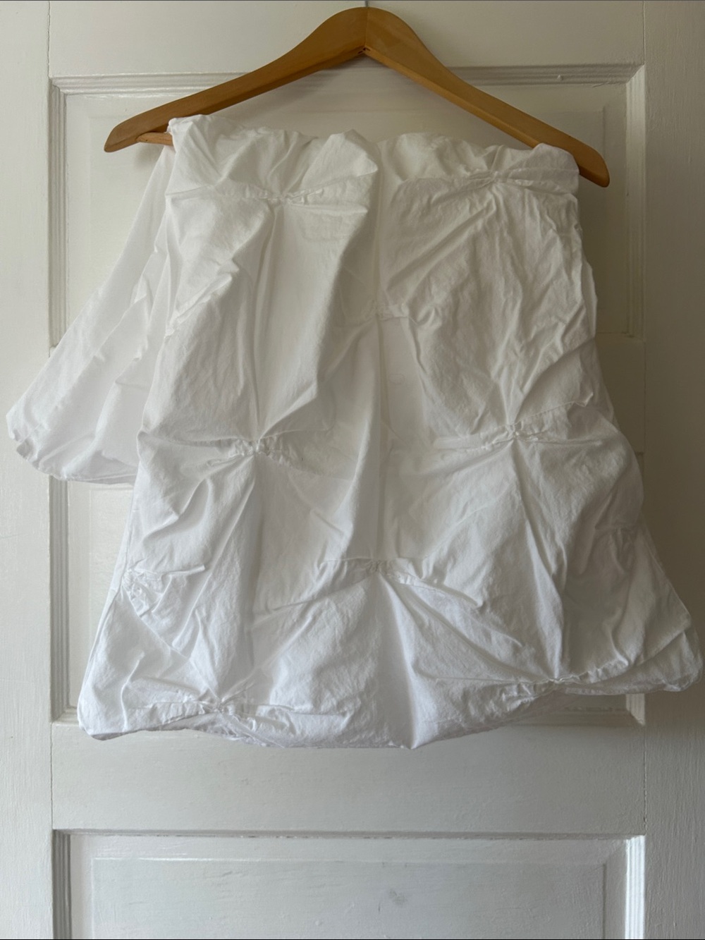 West Elm - White Cotton Pintuck Duvet Cover & 2 Shams - Full/Queen - Picture 3 of 6